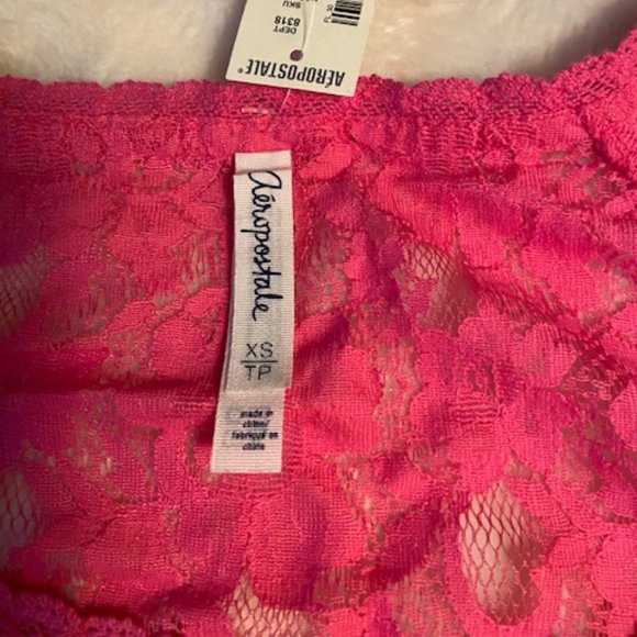 Aeropostale all-Lace Sheer Floral Peplum top Ladies Junior Size XS NWT - Picture 4 of 9